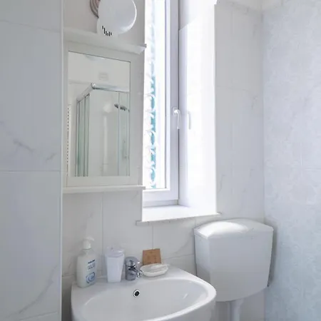 בית הארחה Golfo Della Luna לה ספציה