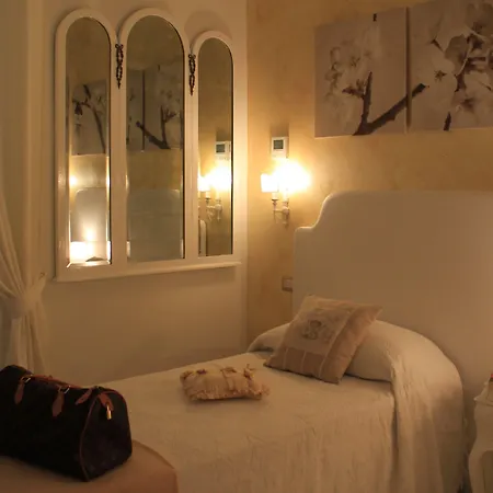 בית הארחה Golfo Della Luna