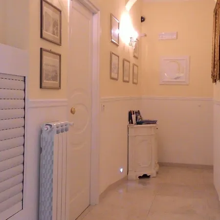 בית הארחה Golfo Della Luna