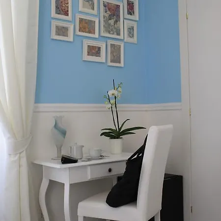 Golfo Della Luna בית הארחה 4*