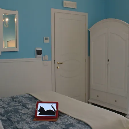 Golfo Della Luna Pensionat 4*